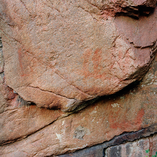 h�ller rock painting